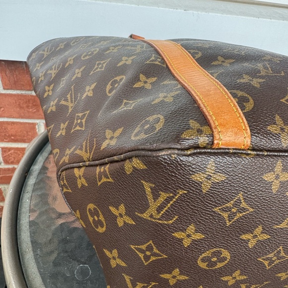 Louis Vuitton Sac Shopping Tote - Picture 15 of 16